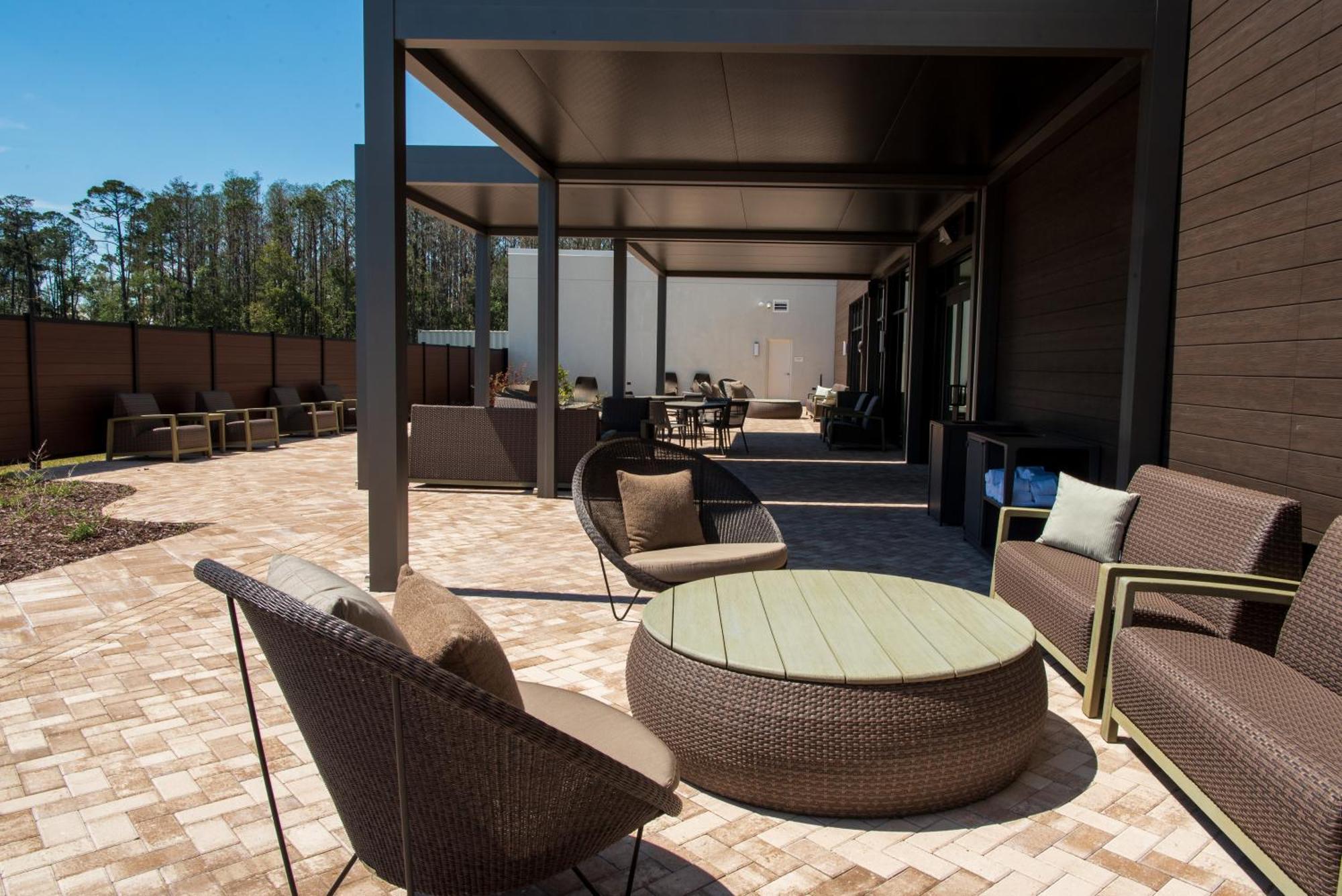 Courtyard By Marriott Lake City Bagian luar foto