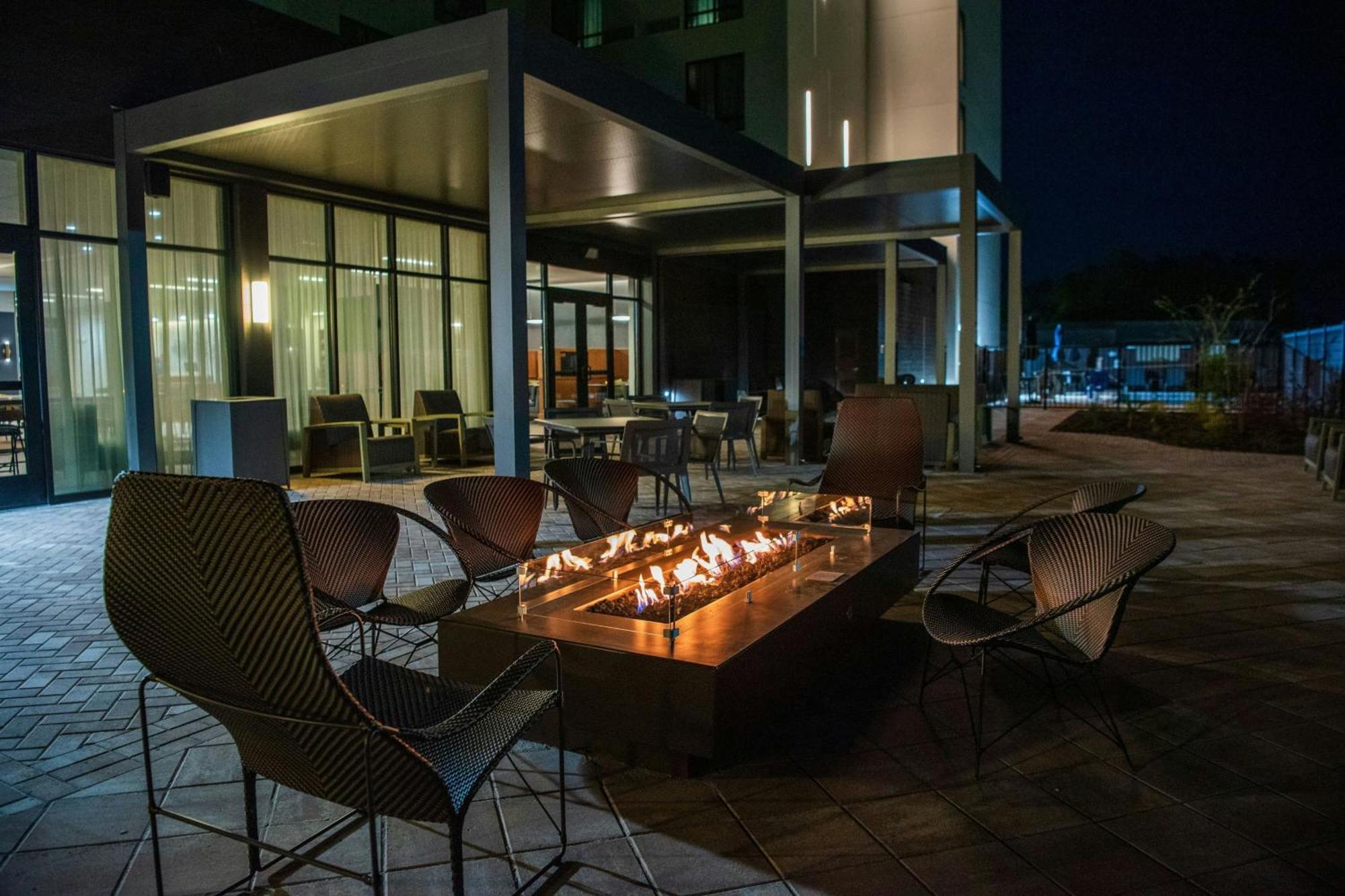 Courtyard By Marriott Lake City Bagian luar foto